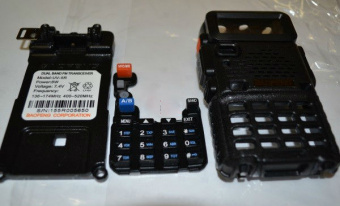 UV-5R набор:корпус с динамиком,кнопки,шасси